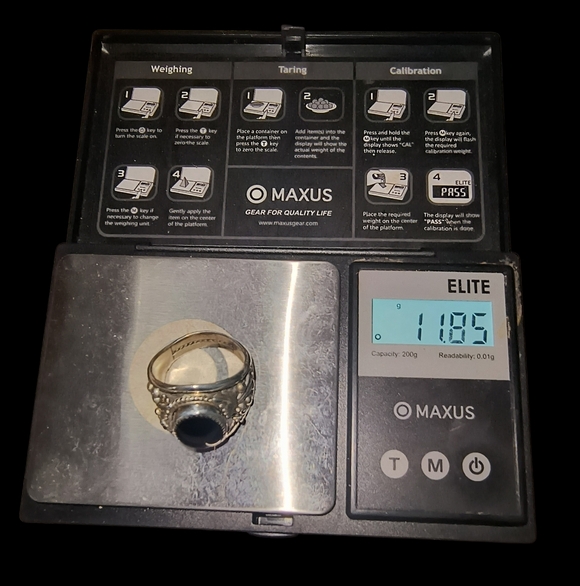 Native American Signed Black Onyx And Sterling Silver Heavy Wide Band Ring - Picture 11 of 11